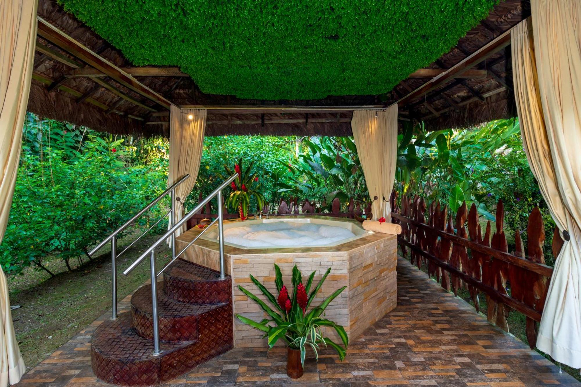 La Selva Eco-Lodge & Retreat Провиденсия Экстерьер фото